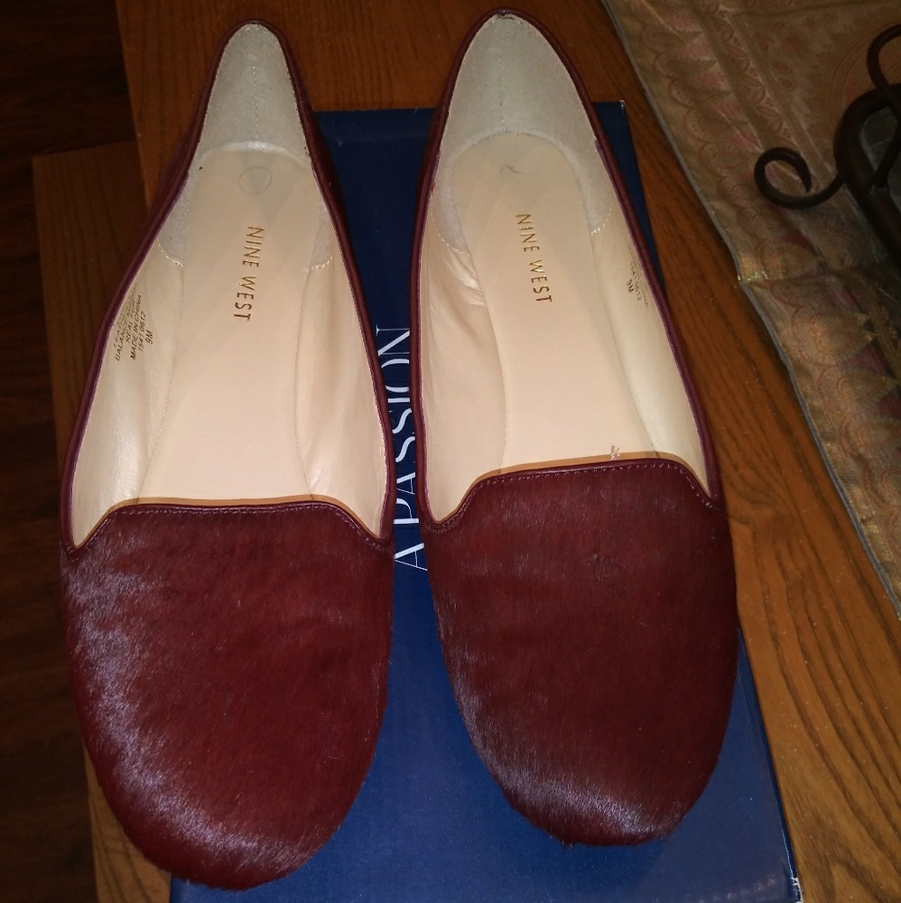 Nine West "Real Fur" Flats. Sz.9
